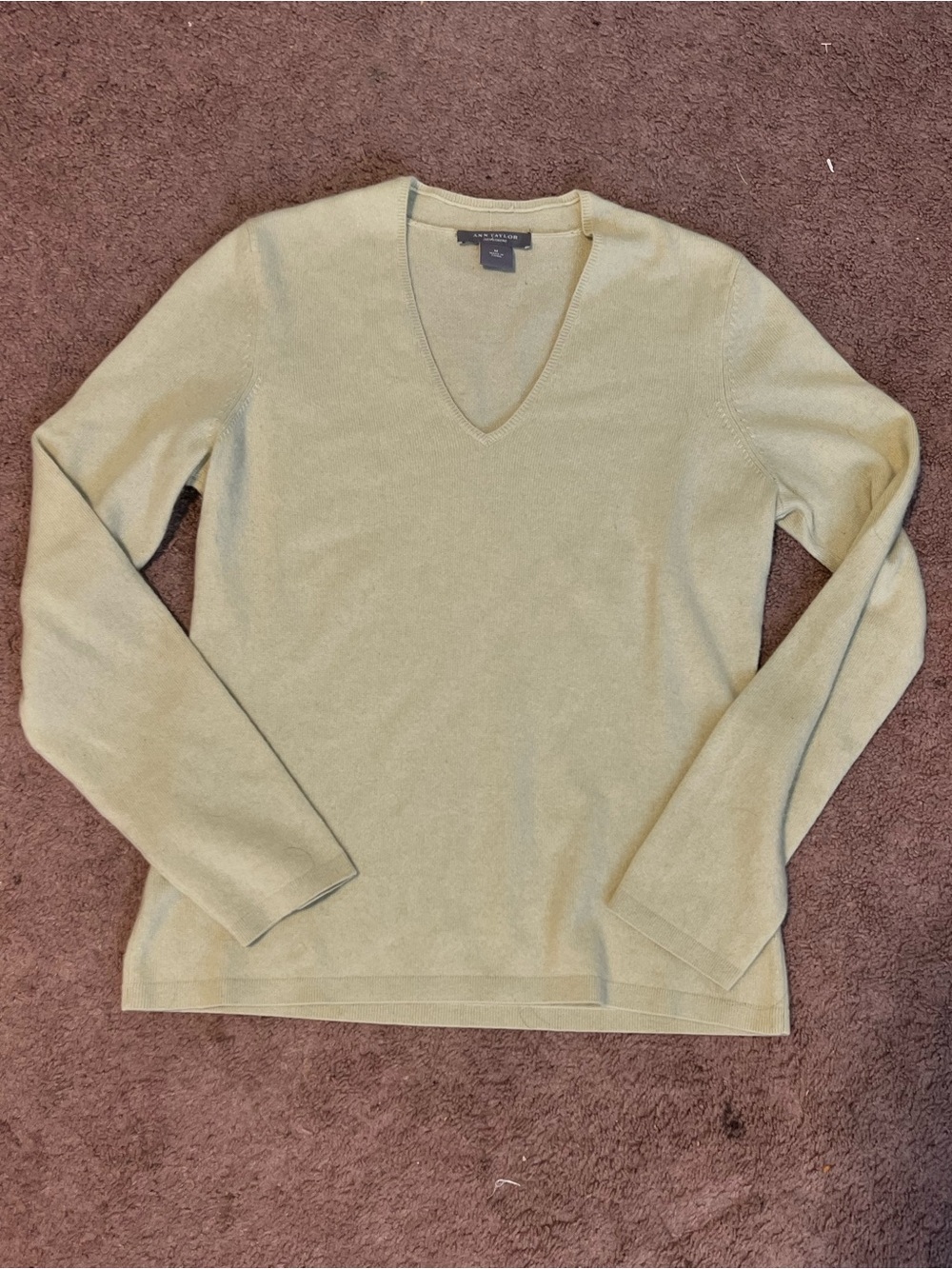 Ann Taylor Green V-Neck Cashmere  Sweater